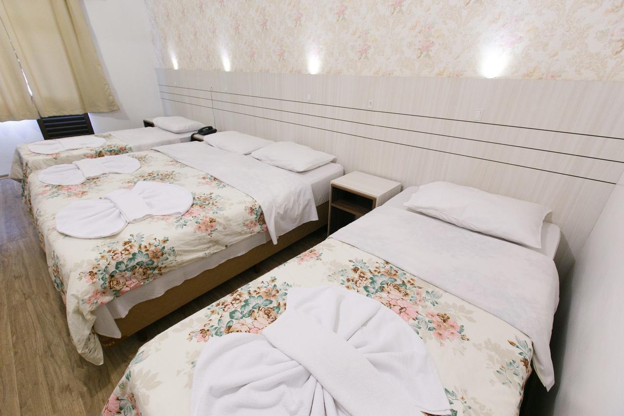 Hotel 13 Linden Treze Tílias Dış mekan fotoğraf