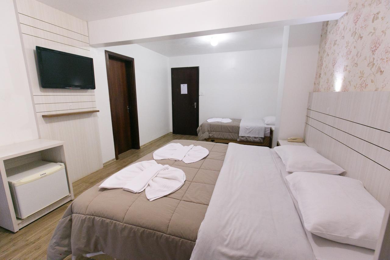 Hotel 13 Linden Treze Tílias Dış mekan fotoğraf
