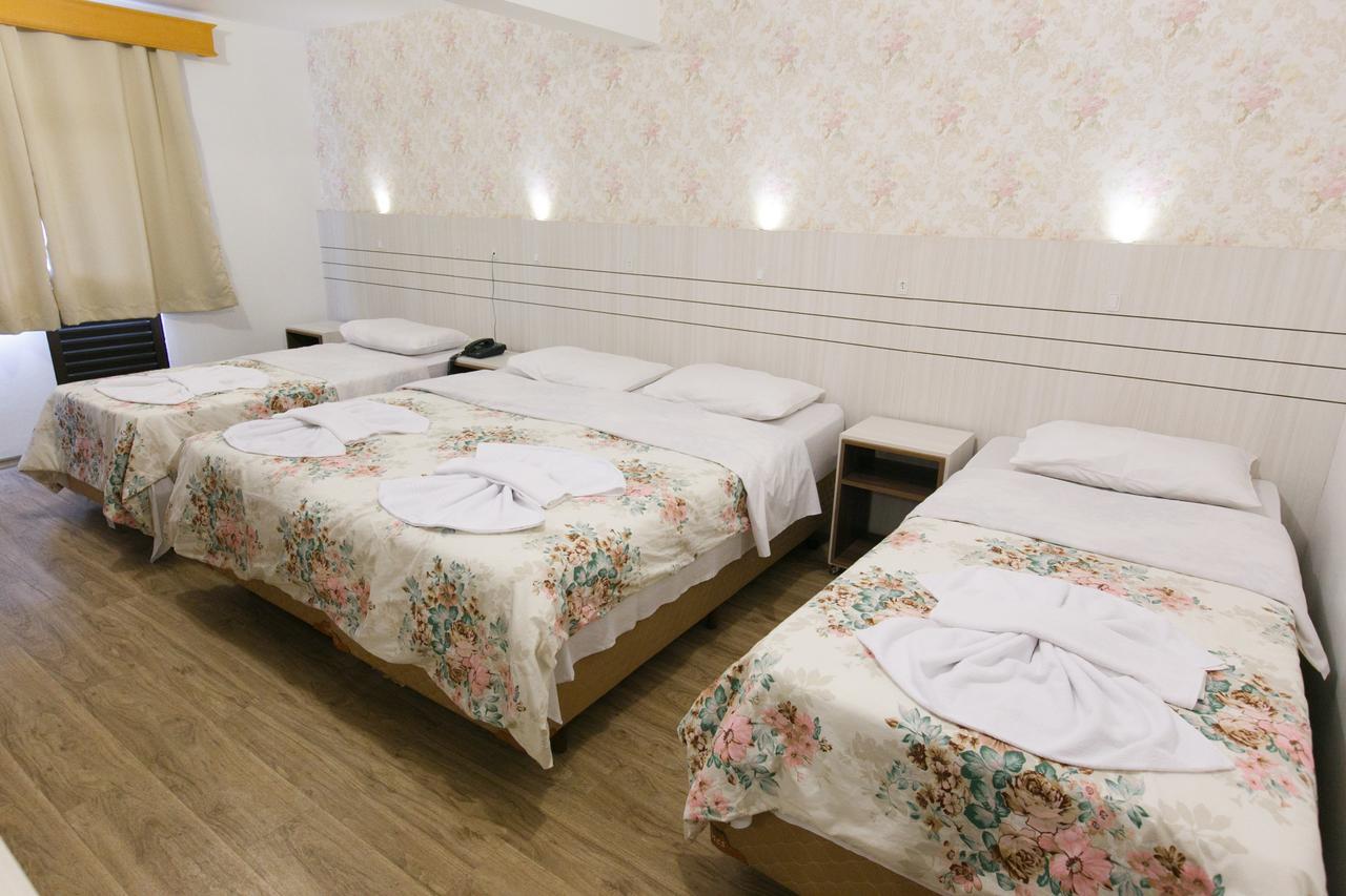 Hotel 13 Linden Treze Tílias Dış mekan fotoğraf