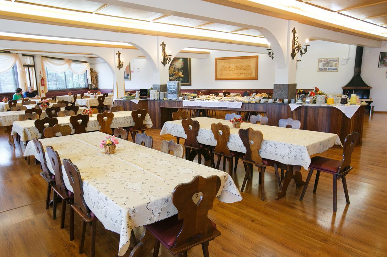 Hotel 13 Linden Treze Tílias Dış mekan fotoğraf